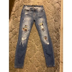 Leopard print skinny fit Judy blue jeans 5/27